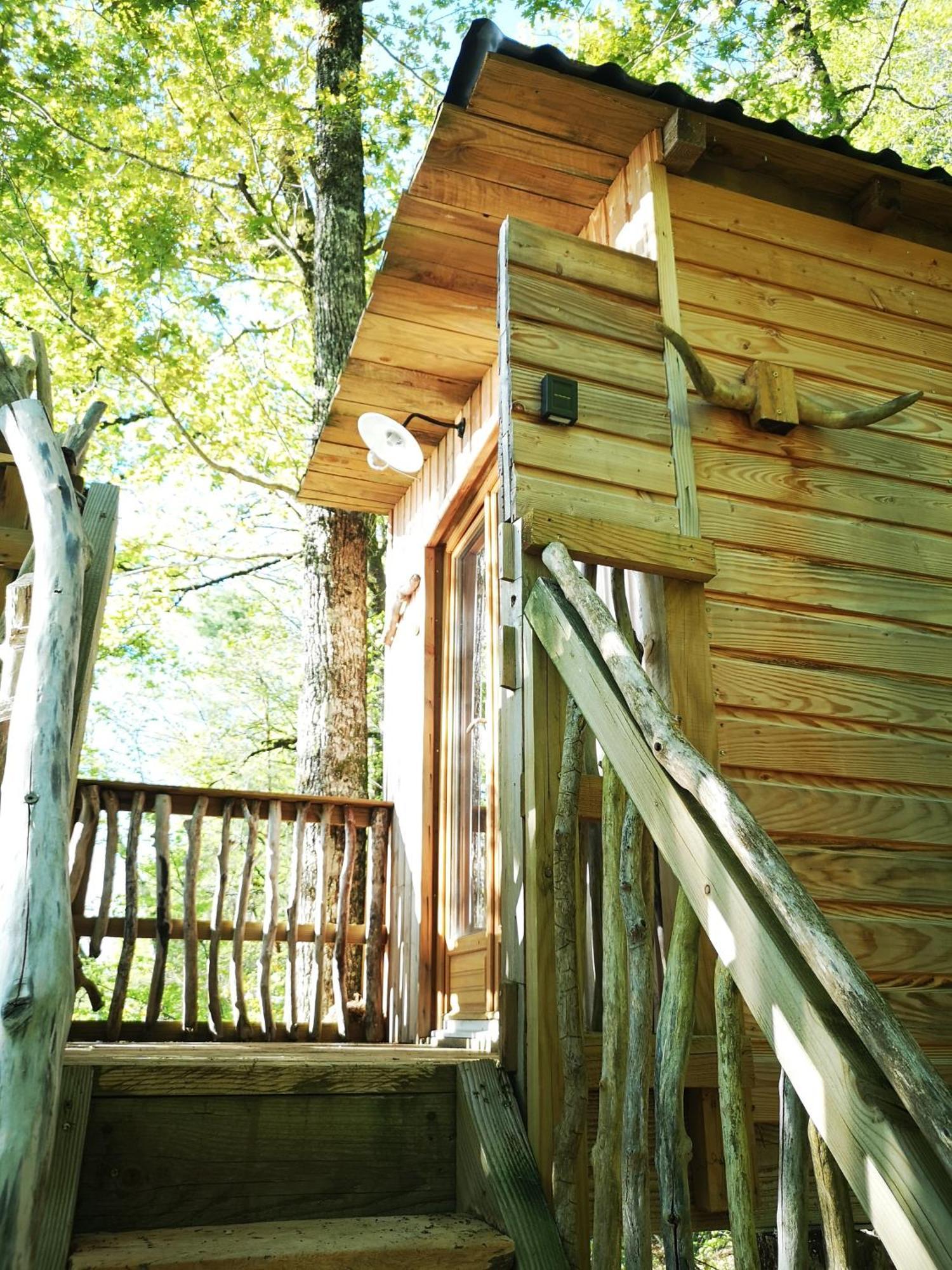 Les Au Bord Du Camping Saint-Gérons